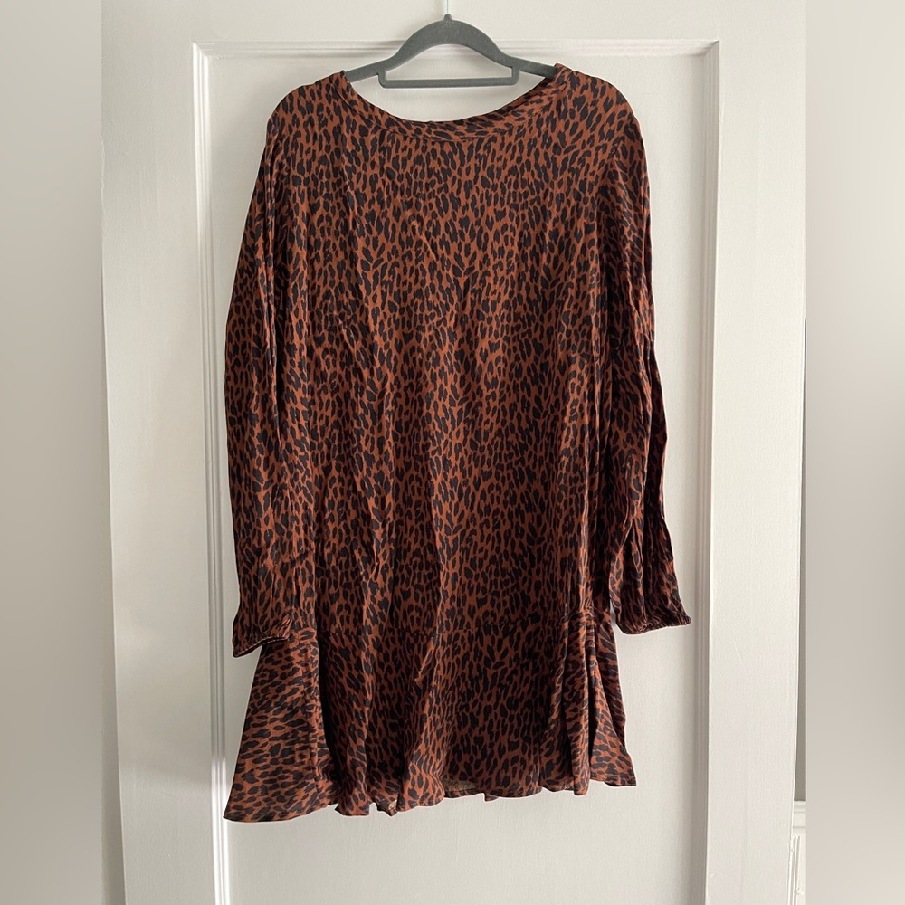 GAP leopard print dress